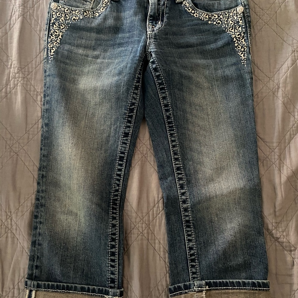 Miss Me cuffed cropped jeans